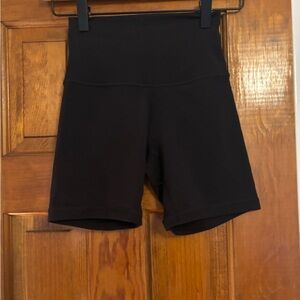 Lulu Lemon Women's Black High-Waisted Shorts